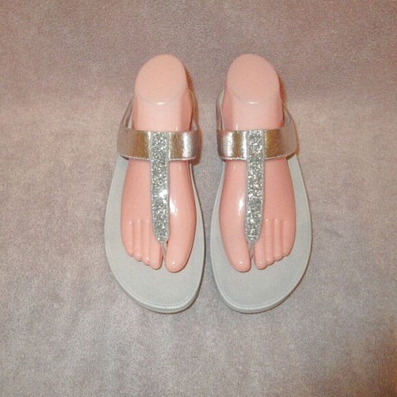 FitFlop Fino Glitzy Crystals Toe Post Sandals Size 10 Silver Metallic Flip Flops - Picture 2 of 11